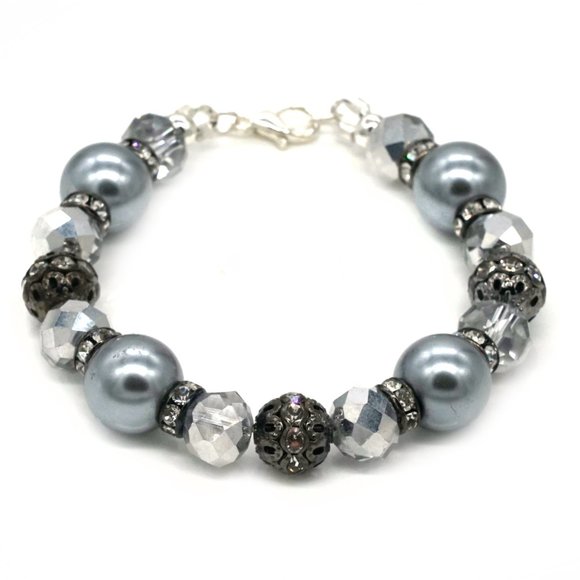 Bracelet with black and gray beads with lobster clasp. - Picture 2 of 3